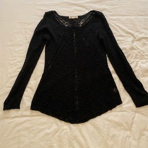 PINK ROSE BLACK CROCHET SWEATER